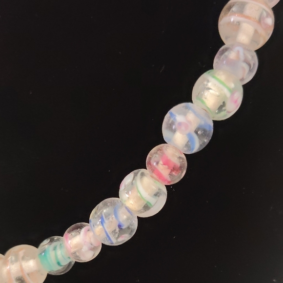 Multicolor Glass Bead Necklace - Women Jewelry - Picture 3 of 6